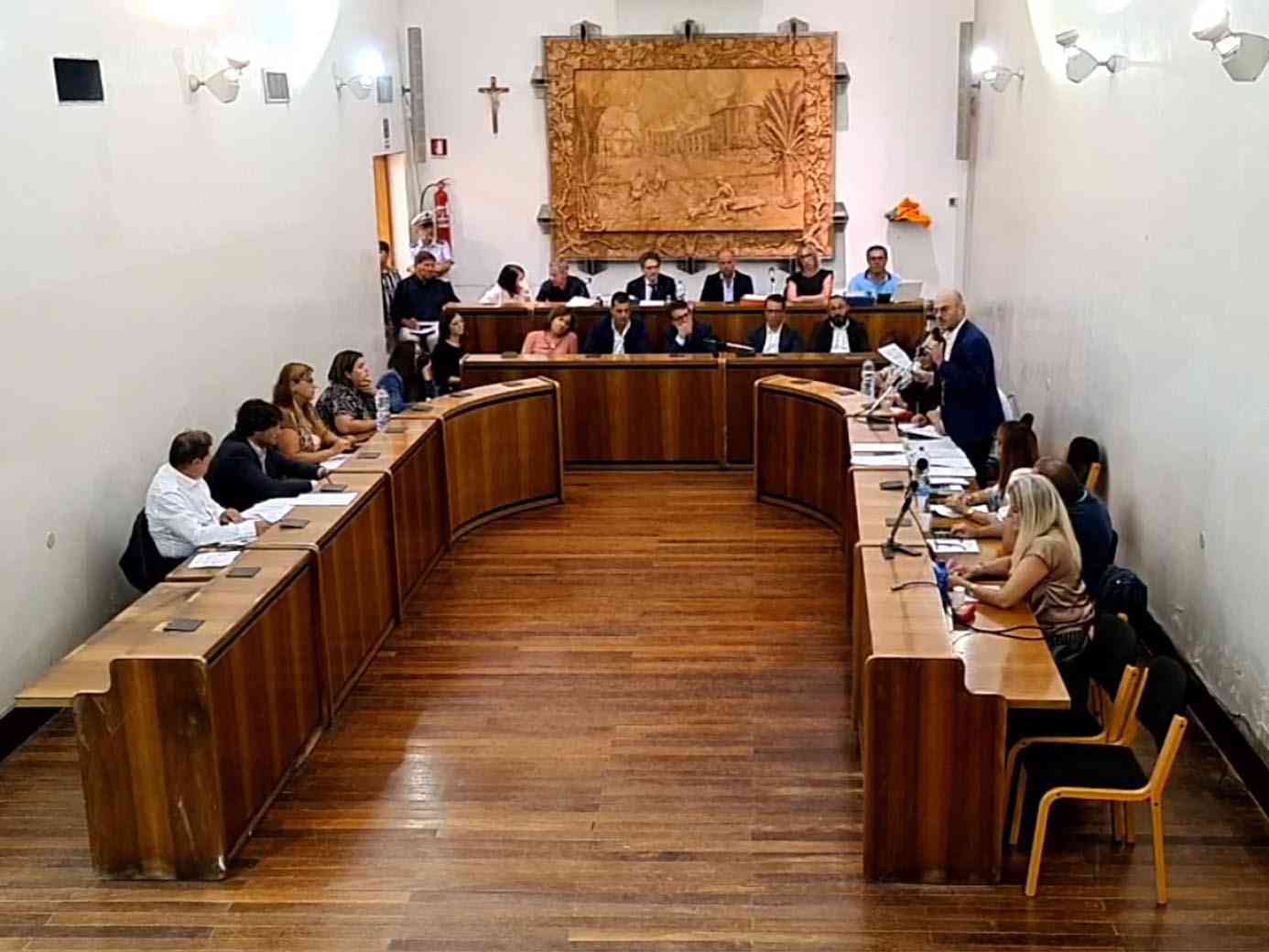 Immagine articolo: Menfi, oggi consiglio comunale: l'ordine del giorno tra bilancio, interrogazioni e mozioni