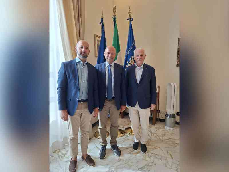 Immagine articolo: Il presidente del Consiglio Comunale di Menfi a Imperia per le Vele d'Epoca